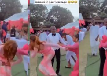 VIDEO: Drama as bride pushed away overzealous lady who tried to dance with her groom