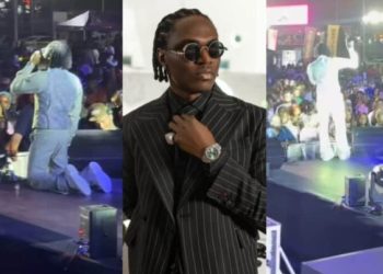 Top Nigerian hip-hop singer goes into worship as the Holy Spirit interrupts his performance (Video)